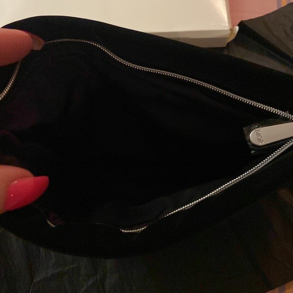Dior black and silver velvet pouch - Picture 4 of 12